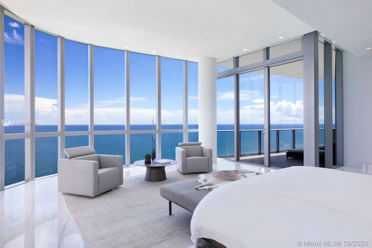 Penthouse in Miami, USA, 800 m² - picture 13