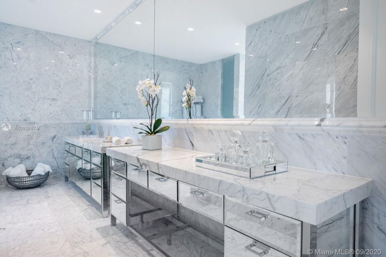 Penthouse in Miami, USA, 800 m² - picture 10