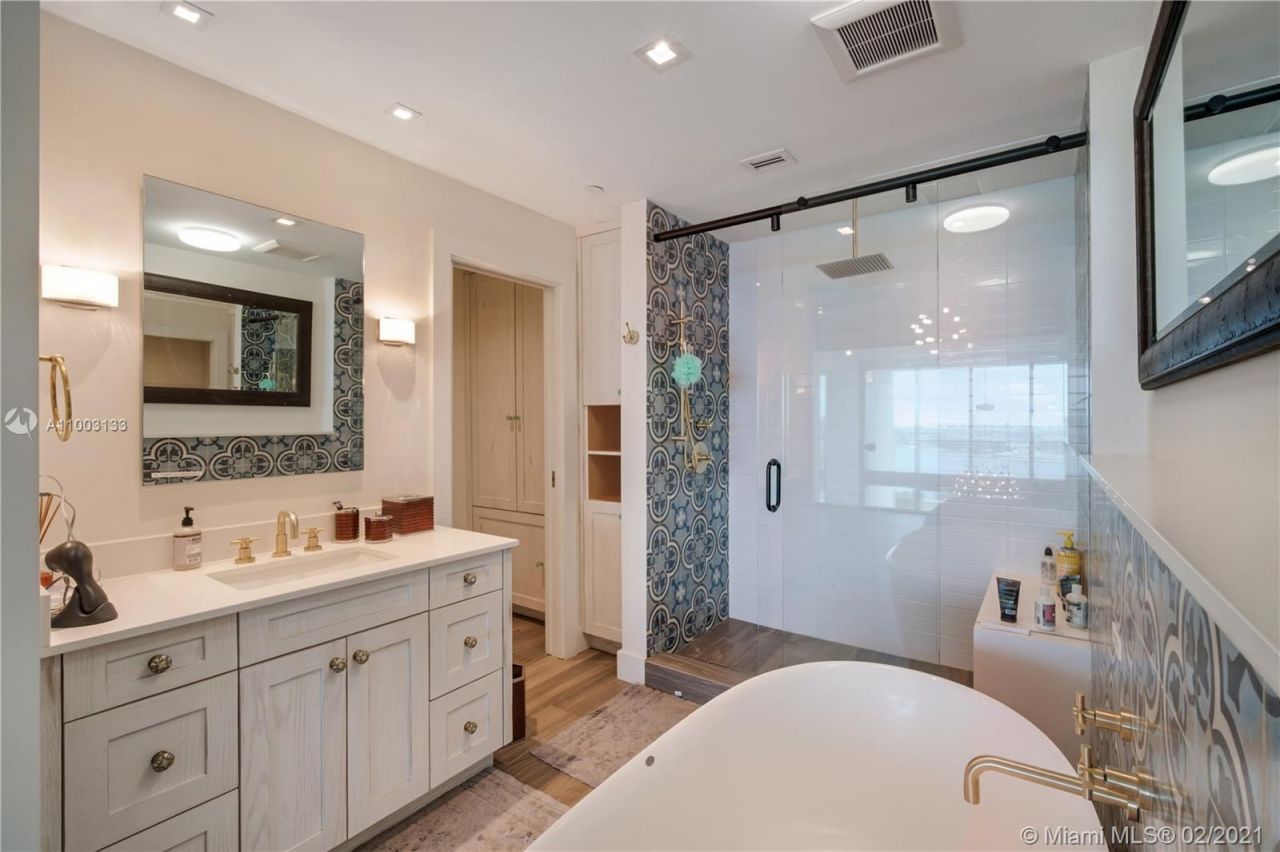 Loft in Miami, USA, 170 m² - picture 6