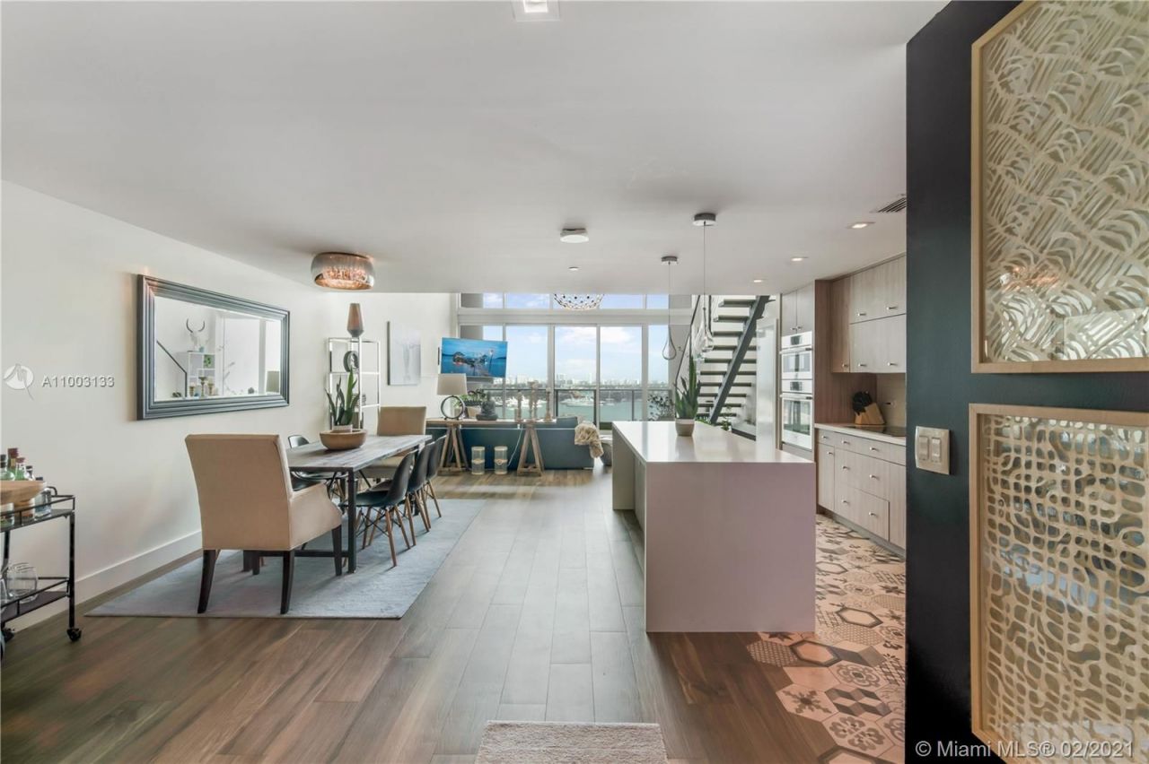 Loft in Miami, USA, 170 m² - picture 16