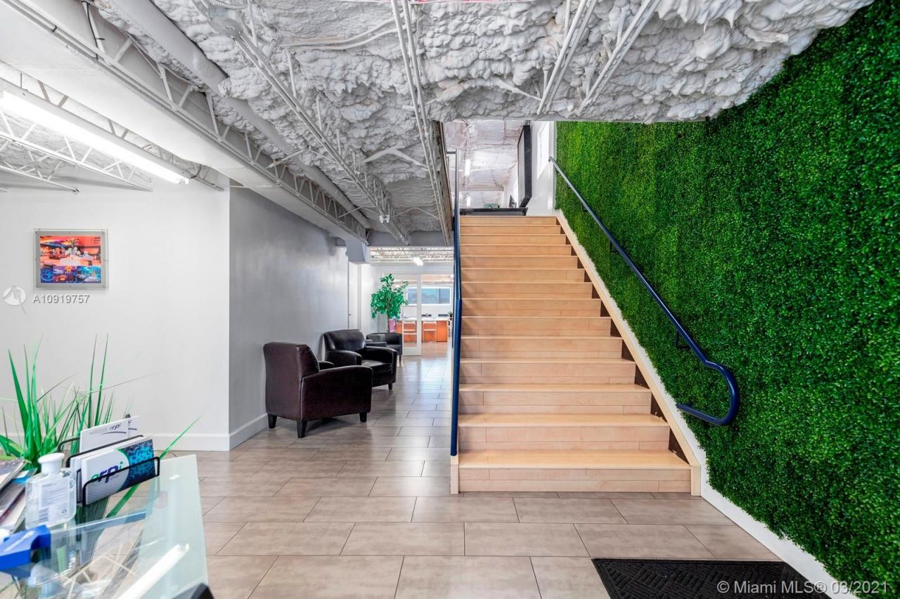 Proprietà commerciale a Miami, USA, 1 000 m² - foto 14