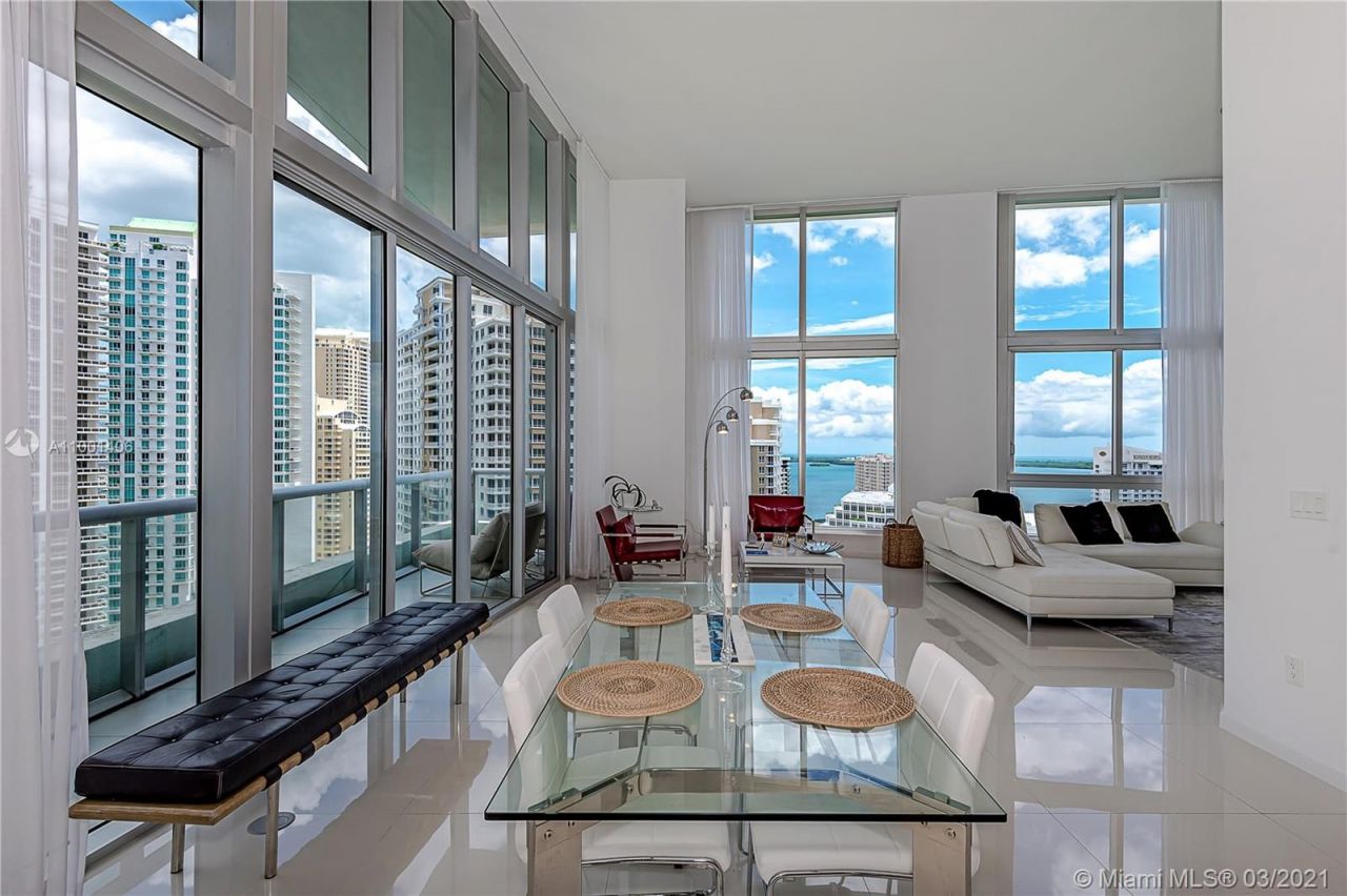 Loft à Miami, États-Unis, 160 m² - image 1