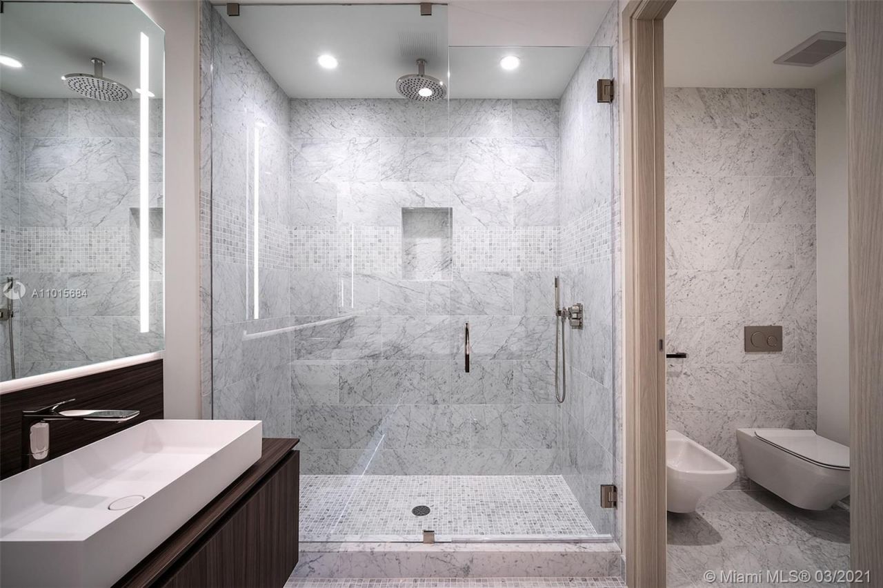 Ático en Miami, Estados Unidos, 190 m² - imagen 9