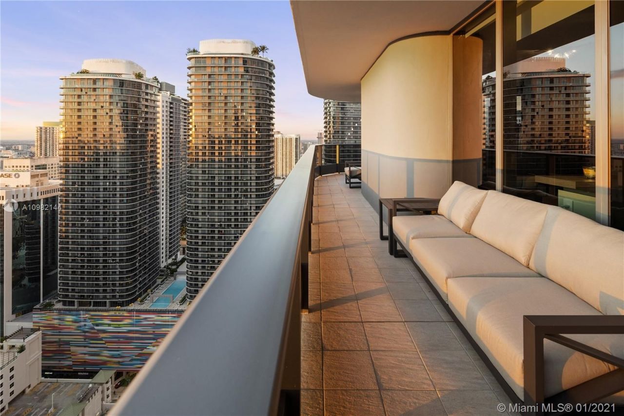 Appartement à Miami, États-Unis, 140 m² - image 1