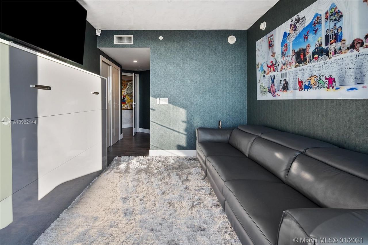 Piso en Miami, Estados Unidos, 140 m² - imagen 8