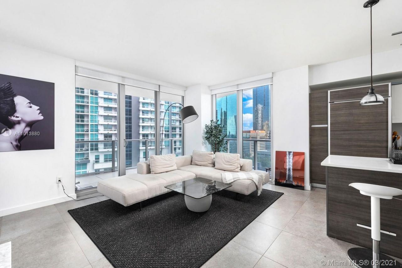 Appartement à Miami, États-Unis, 110 m² - image 1