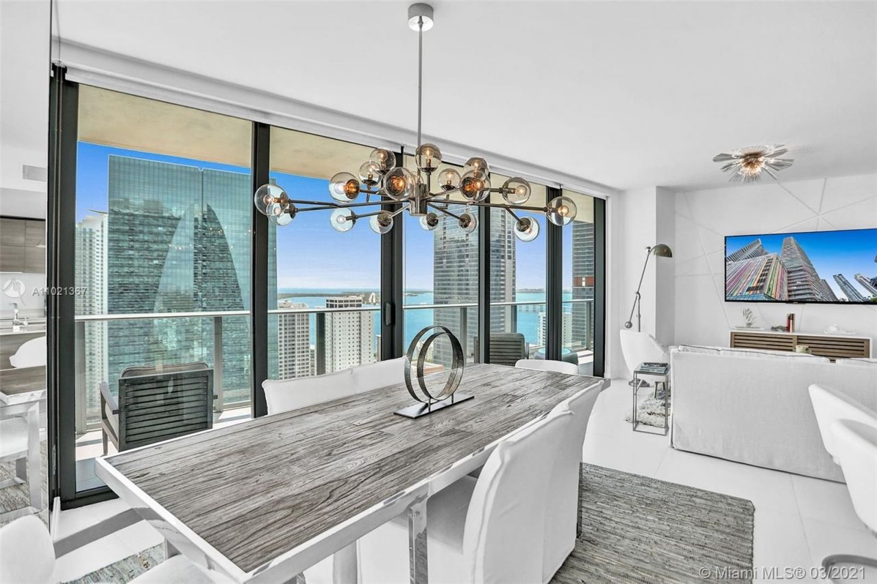 Flat in Miami, USA, 120 m² - picture 5