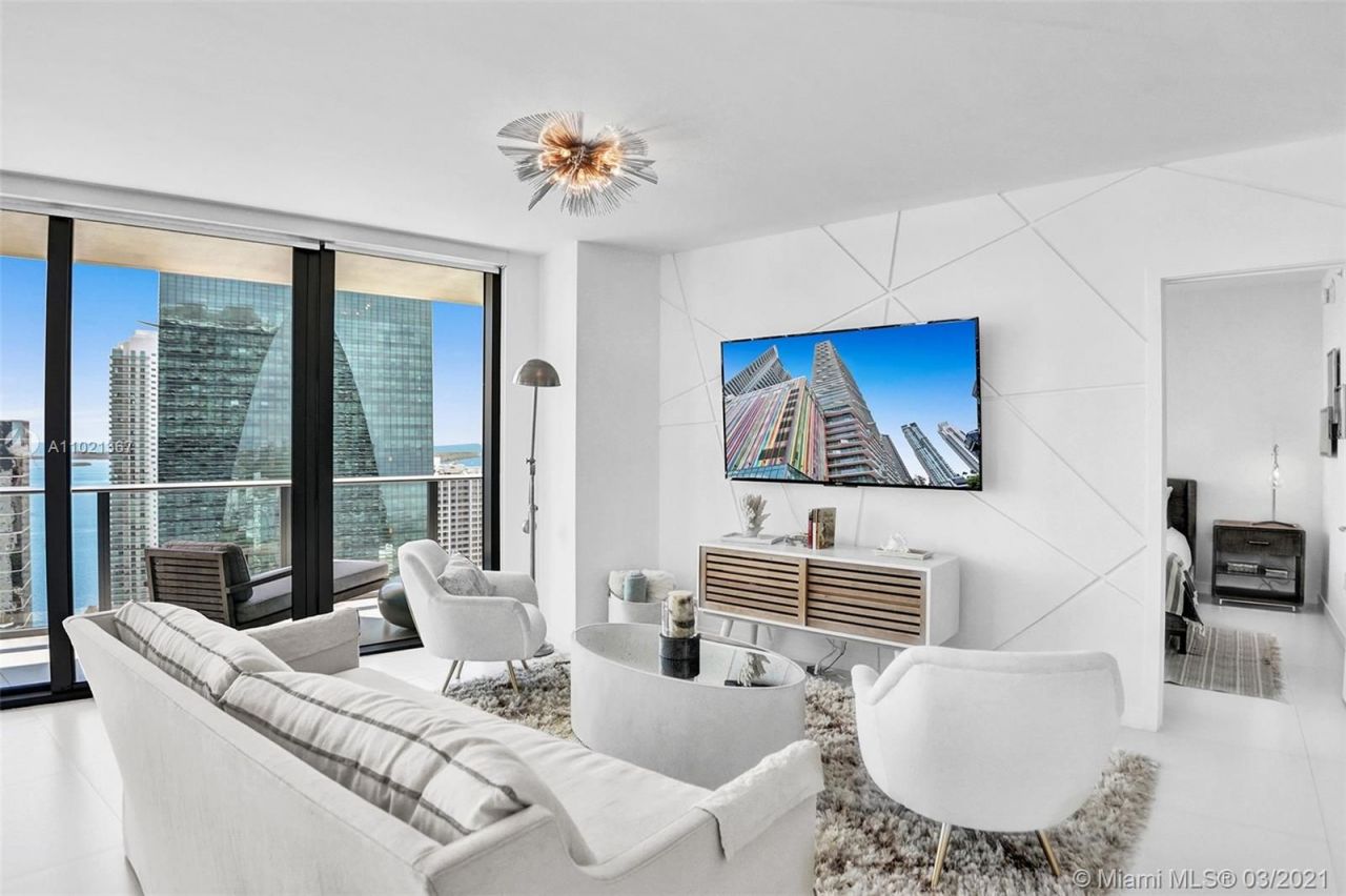 Flat in Miami, USA, 120 m² - picture 15