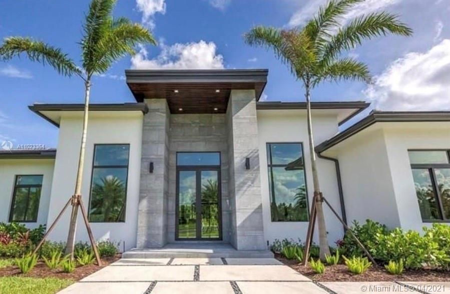 Villa à Miami, États-Unis, 600 m² - image 2