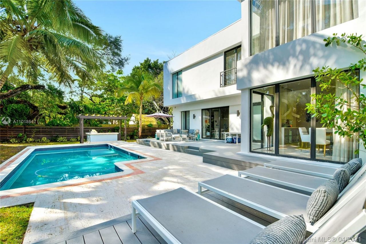Villa à Miami, États-Unis, 370 m² - image 12