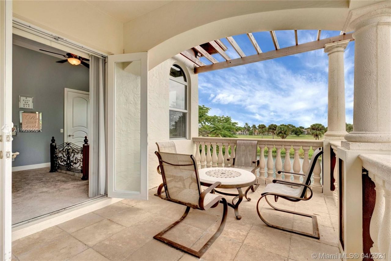 Villa in Miami, USA, 500 m² - Foto 3