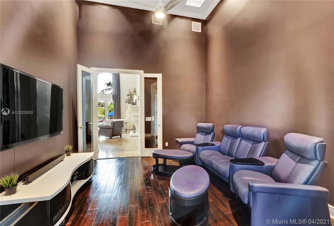 Villa in Miami, USA, 500 m² - Foto 8