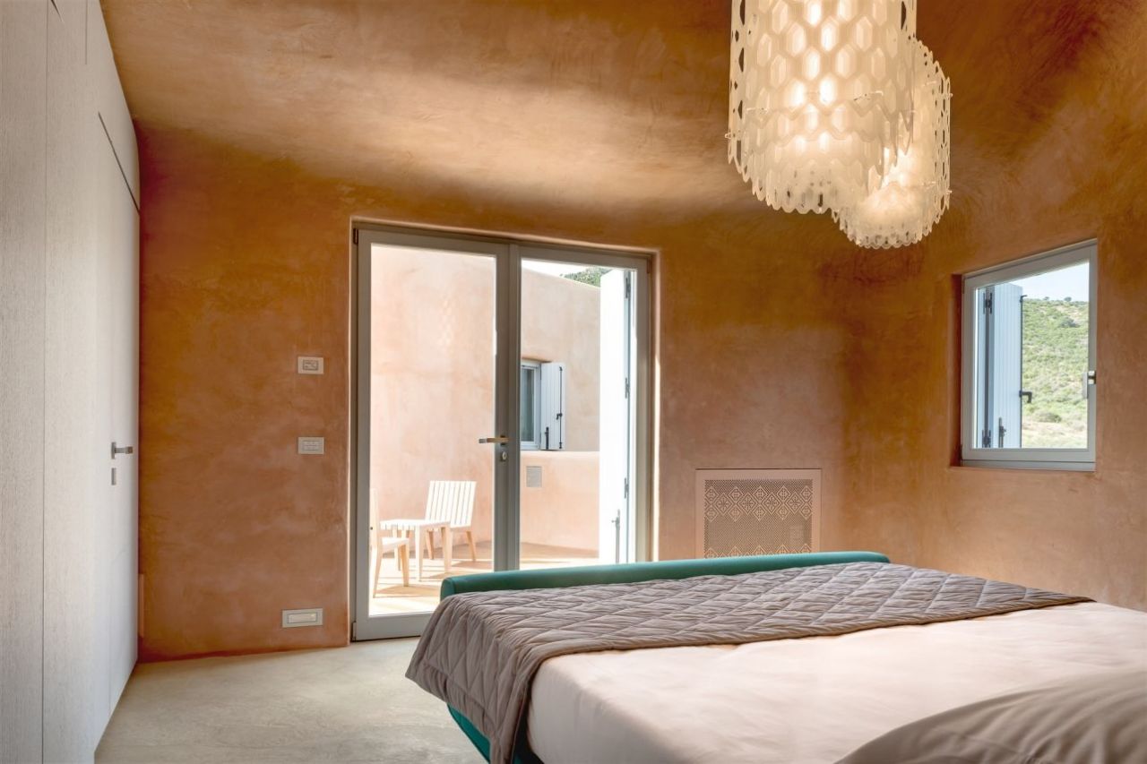 Villa en Pula (Cerdeña), Italia, 395 m² - imagen 15