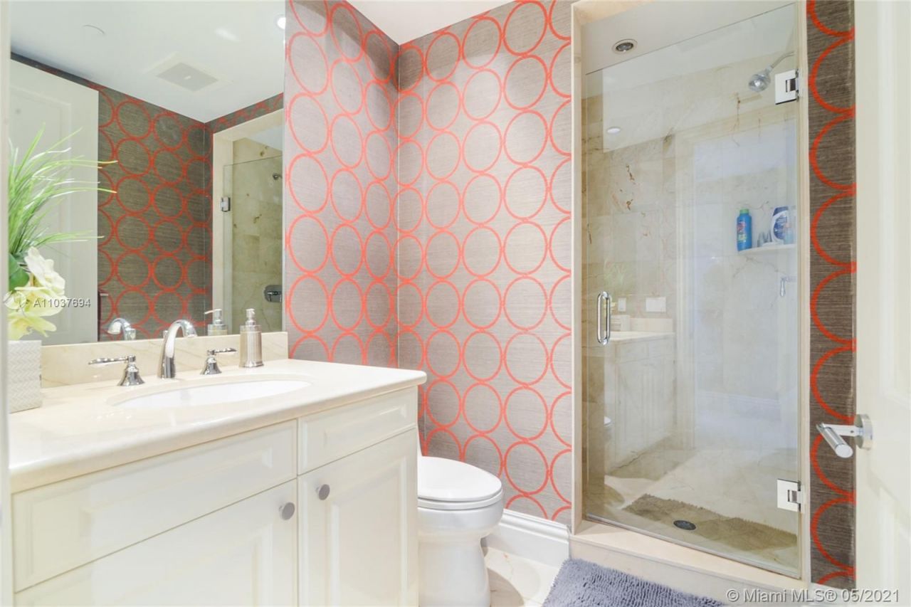 Flat in Miami, USA, 200 m² - picture 5