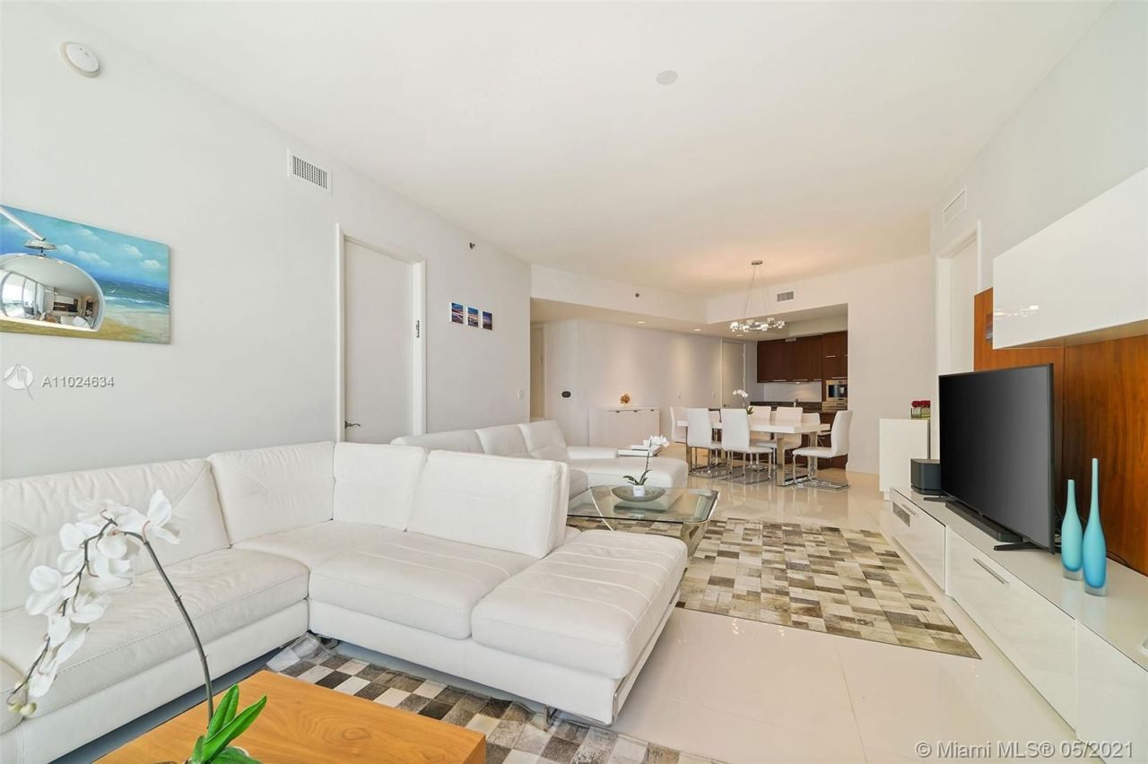 Piso en Miami, Estados Unidos, 200 m² - imagen 10