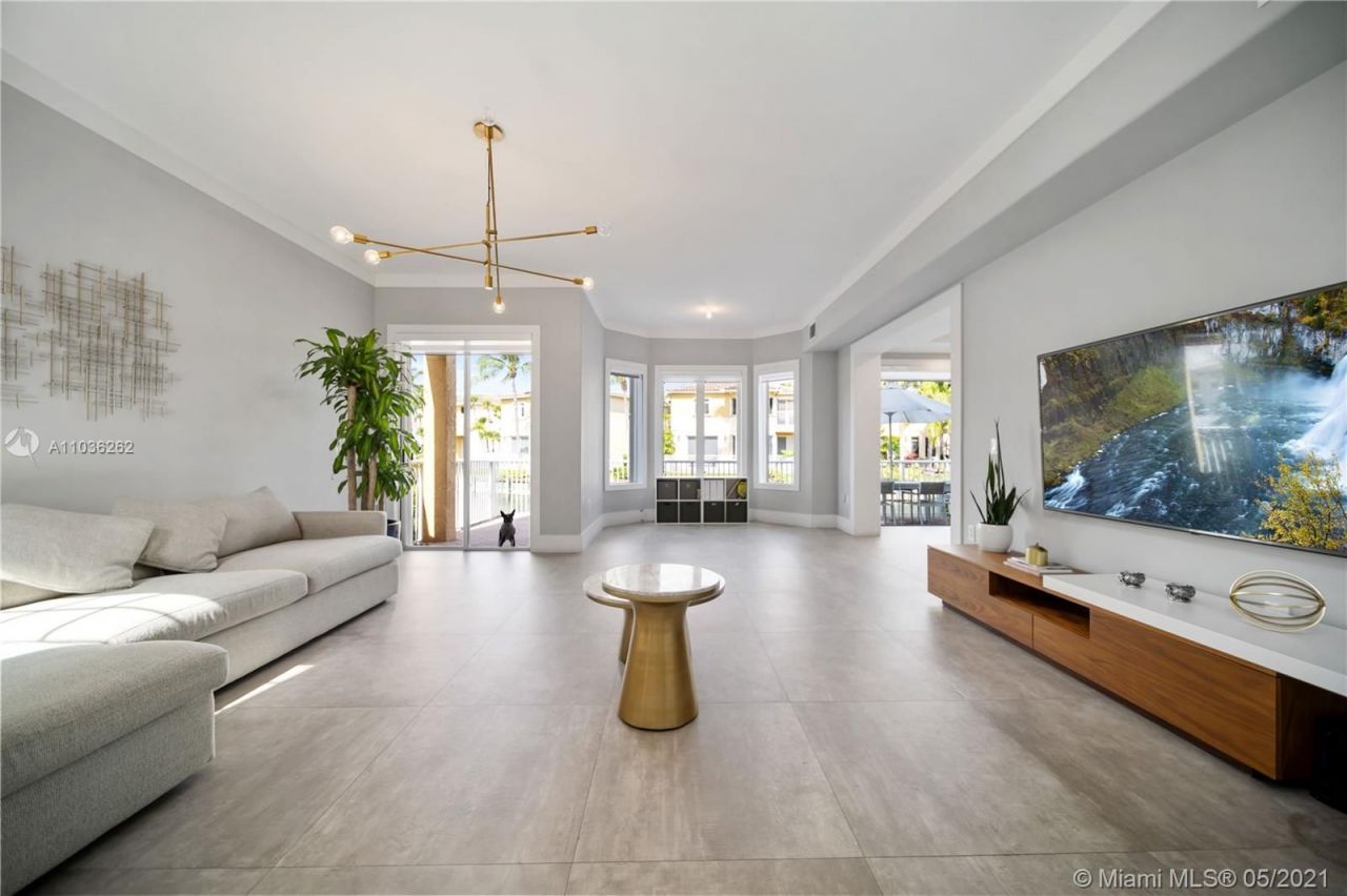 Villa in Miami, USA, 250 m² - picture 3