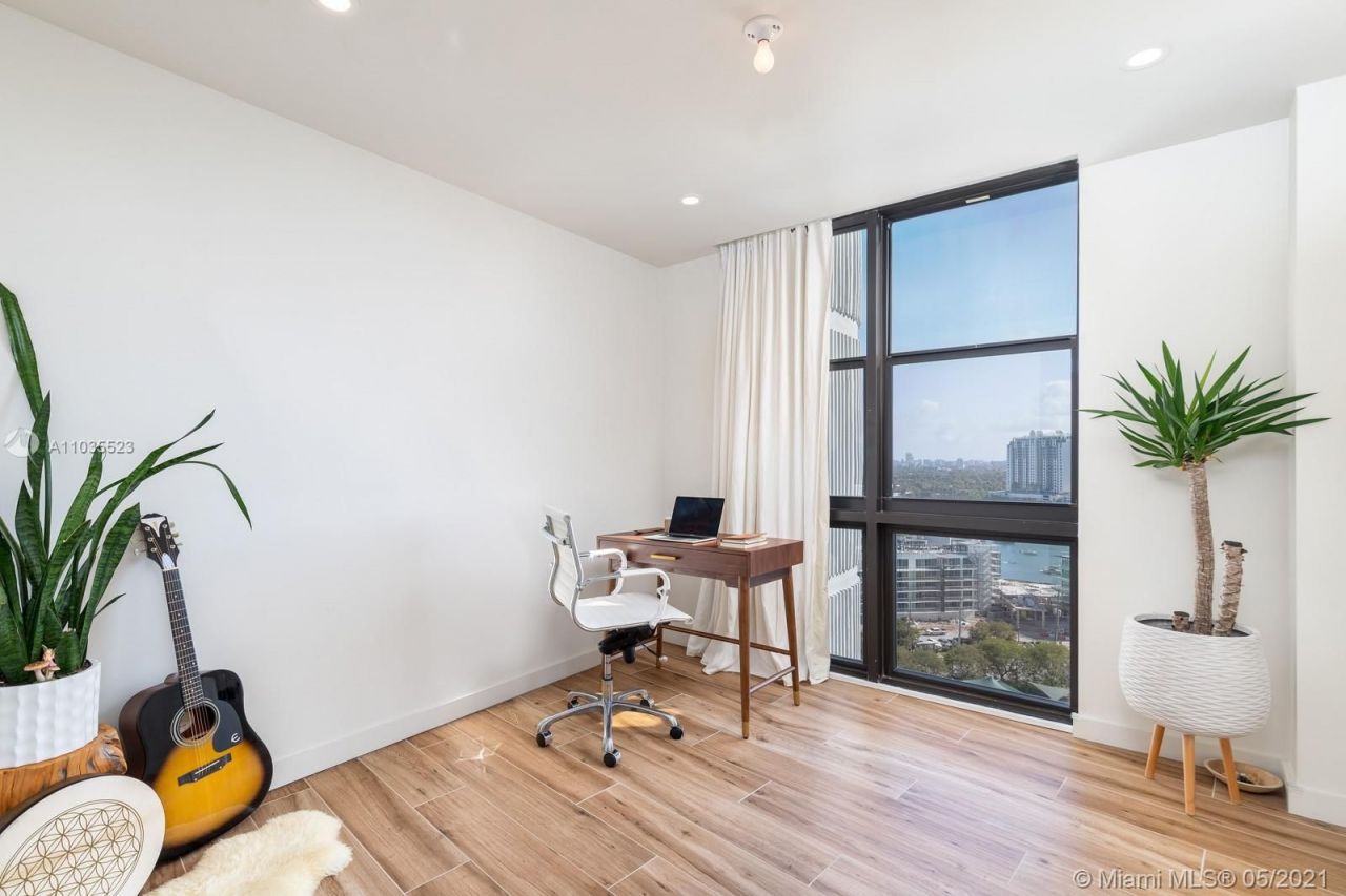 Piso en Miami, Estados Unidos, 230 m² - imagen 6