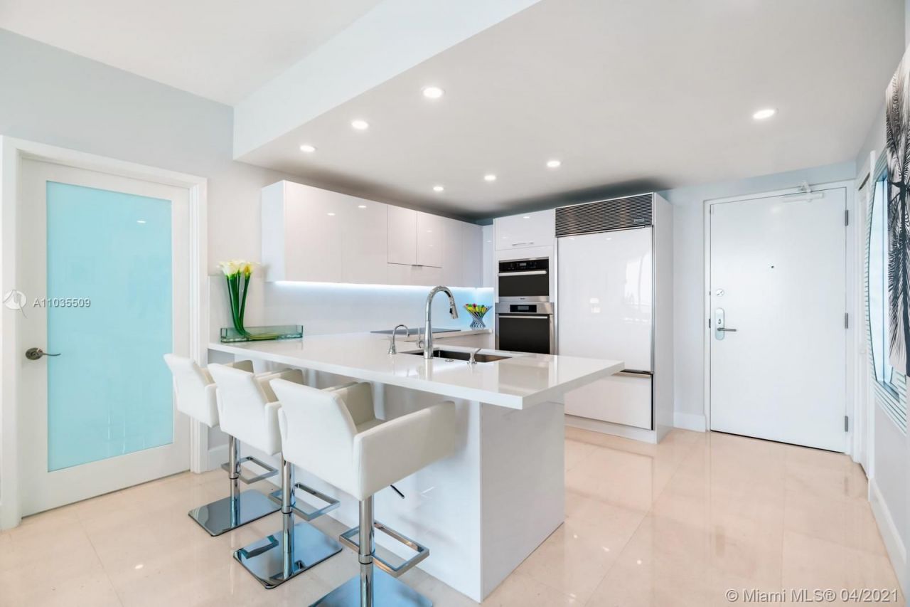 Flat in Miami, USA, 100 m² - picture 3