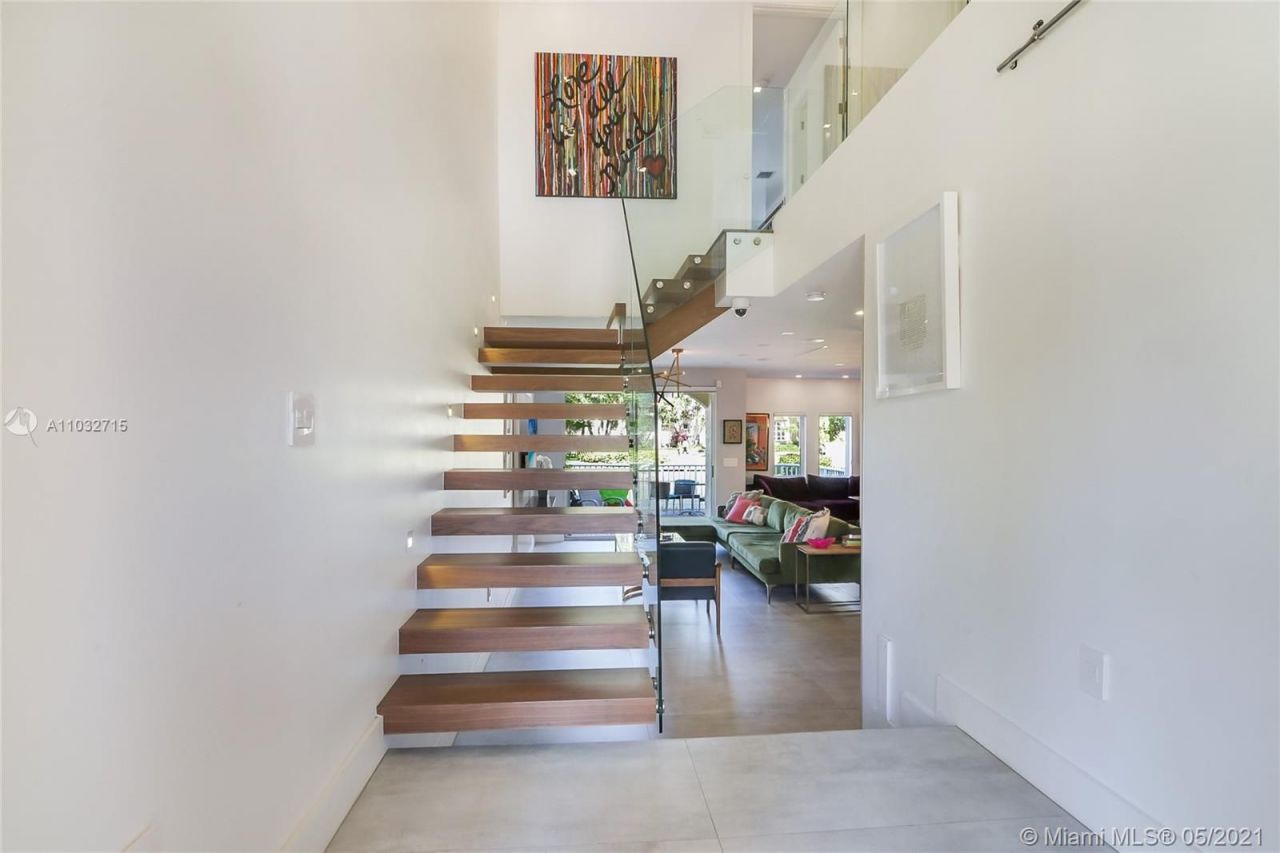 Cottage a Miami, USA, 200 m² - foto 17