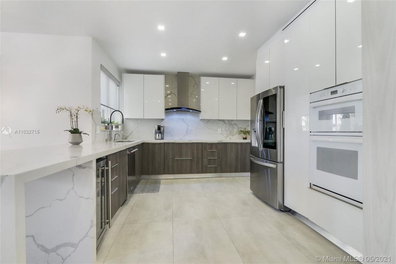 Cottage a Miami, USA, 200 m² - foto 14