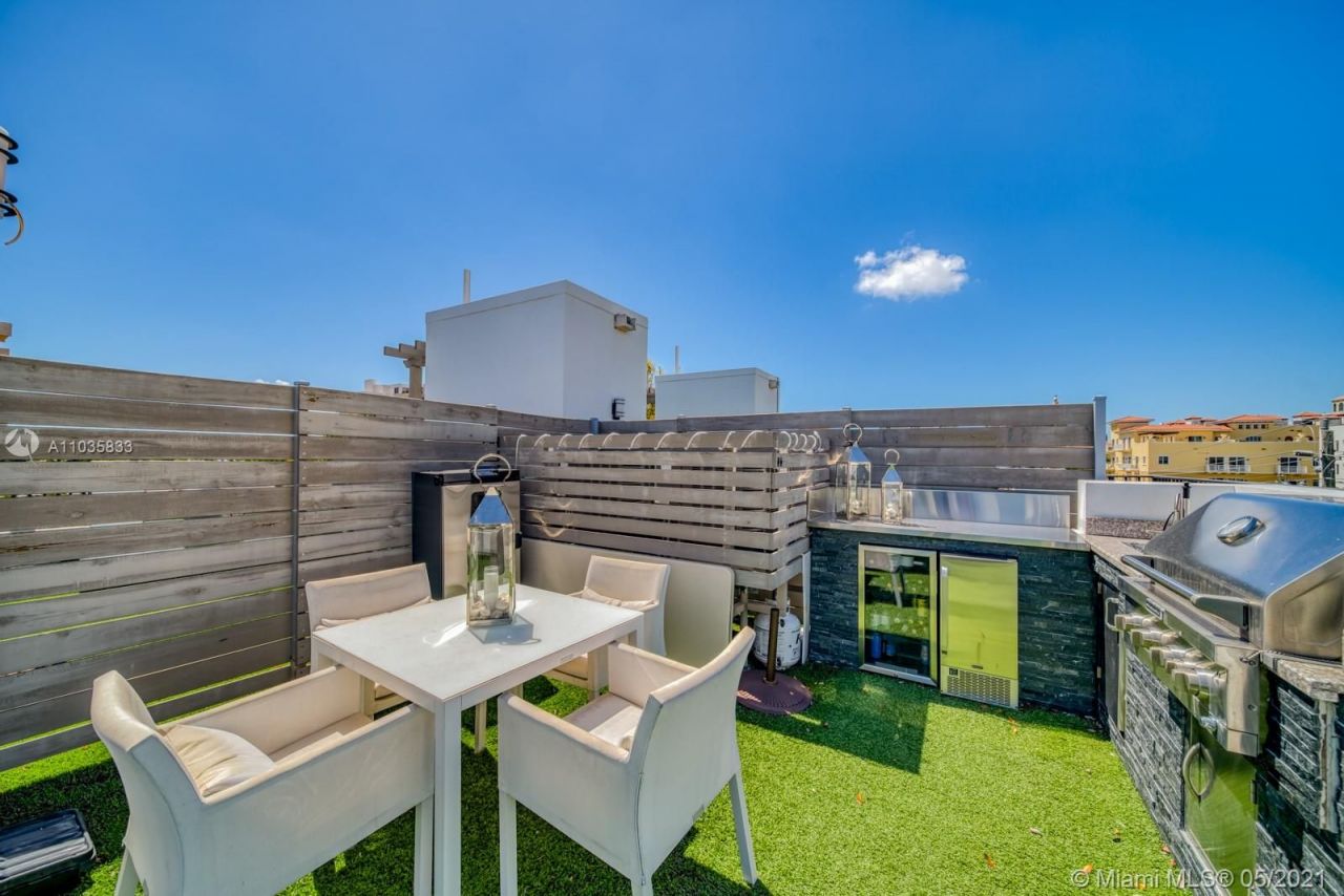 Maison urbaine à Miami, États-Unis, 180 m² - image 2