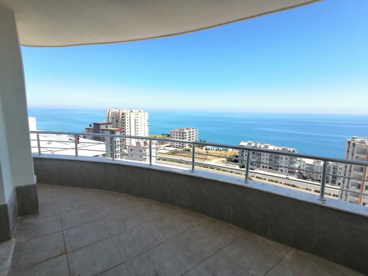 Appartement à Mersin, Turquie, 115 m² - image 1