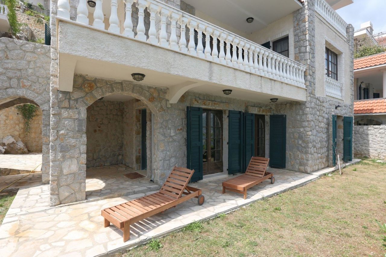 Proprietà commerciale a Kamenari, Montenegro, 235 m² - foto 14