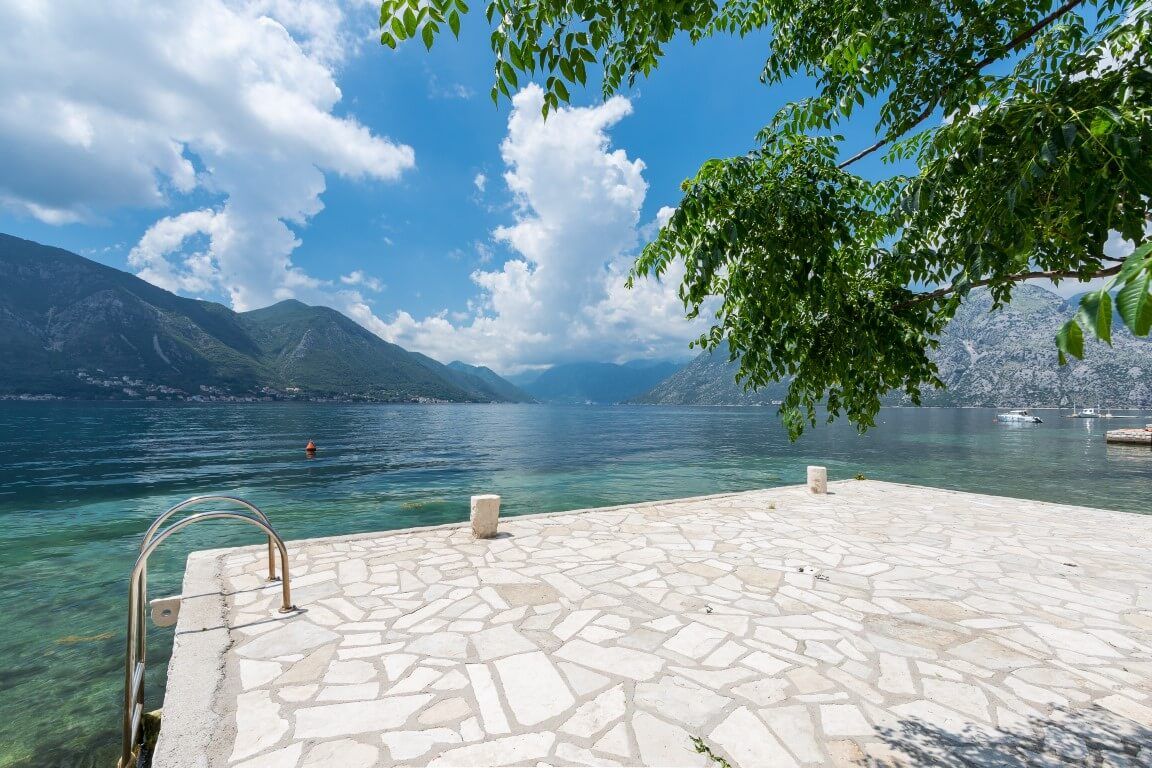 Villa in Dobrota, Montenegro, 365 m² - Foto 2