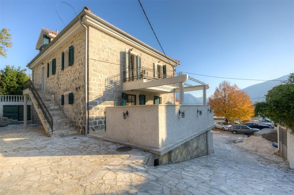 Villa a Kotor, Montenegro, 380 m² - foto 5