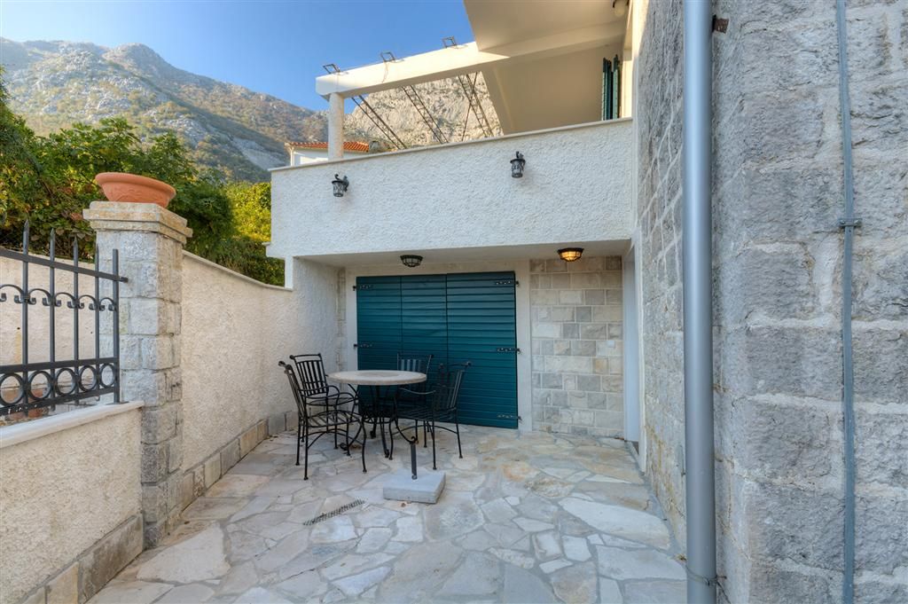 Villa a Kotor, Montenegro, 380 m² - foto 7