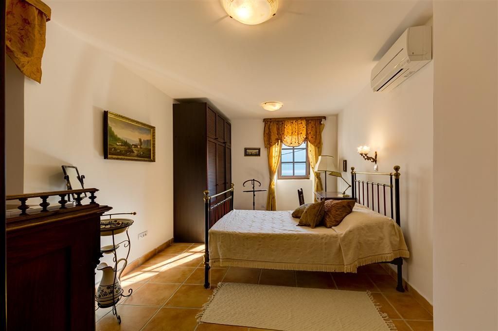 Villa a Kotor, Montenegro, 380 m² - foto 14