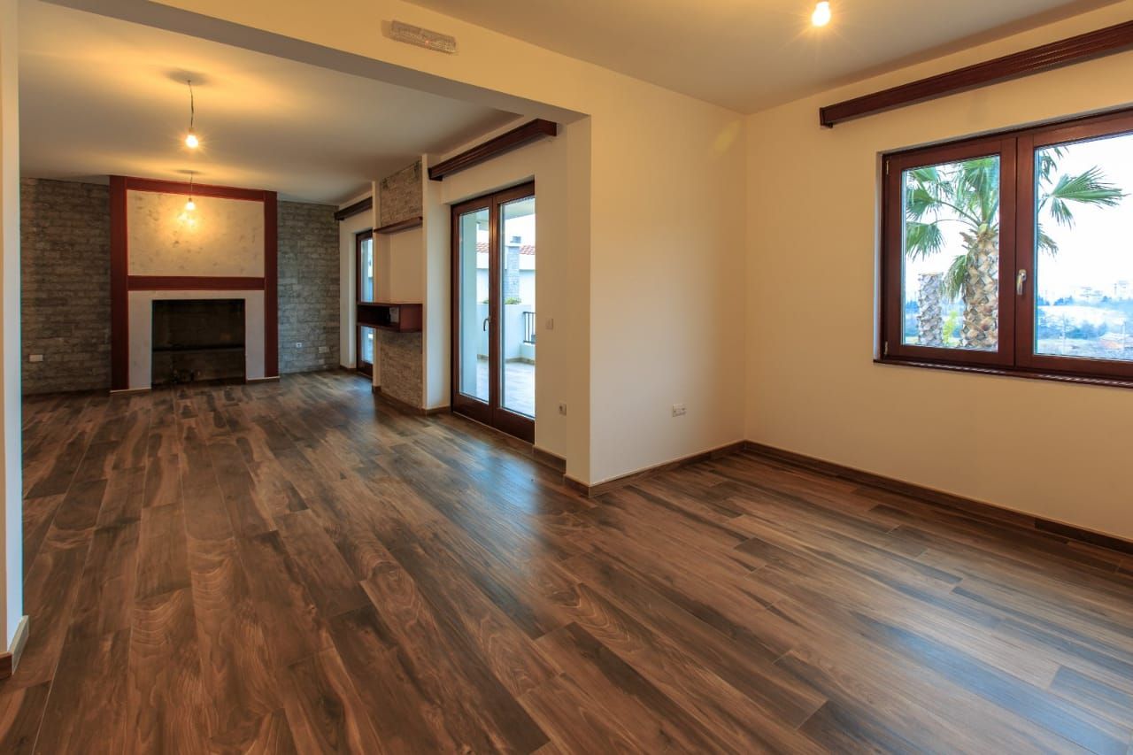 Villa in Bar, Montenegro, 376 m² - picture 3