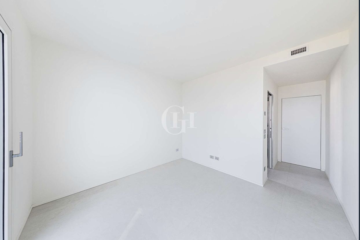 Penthouse par le Lac de Garde, Italie, 259.6 m² - image 7