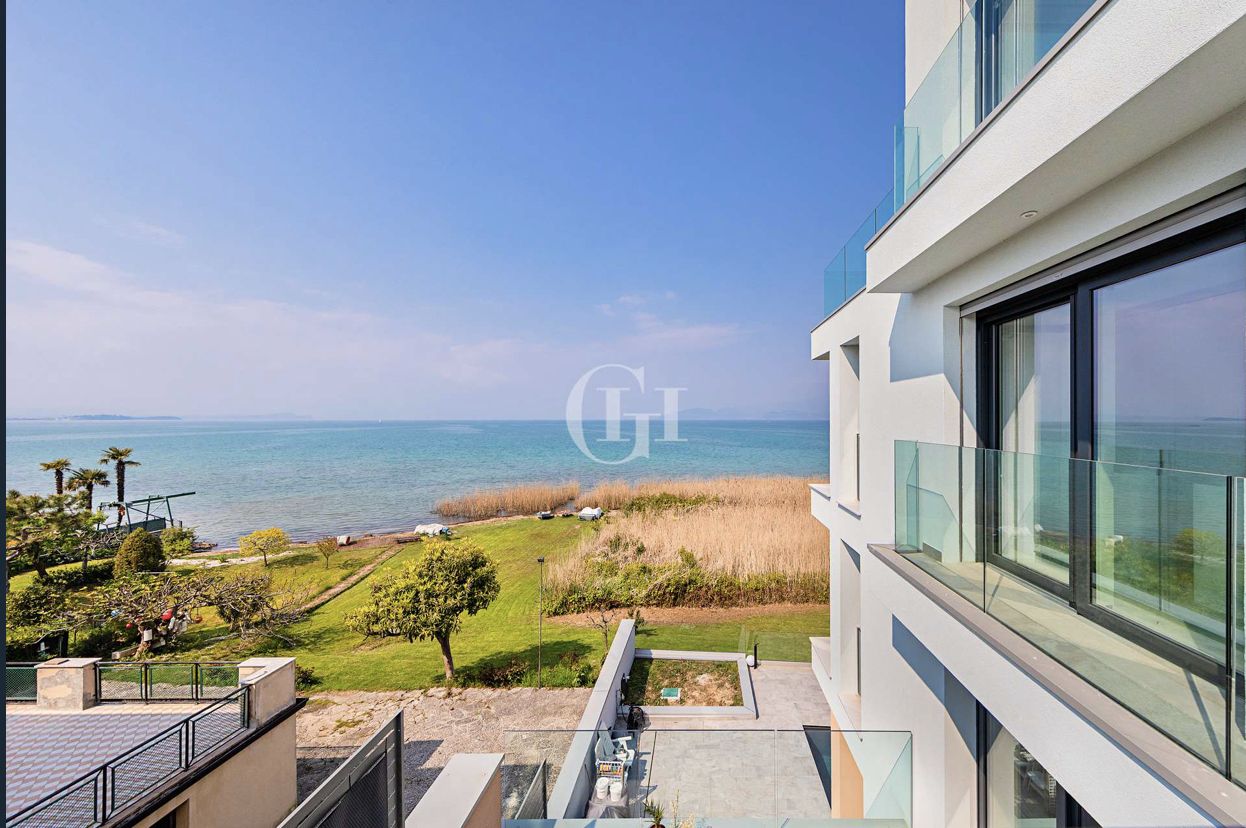 Penthouse par le Lac de Garde, Italie, 259.6 m² - image 16