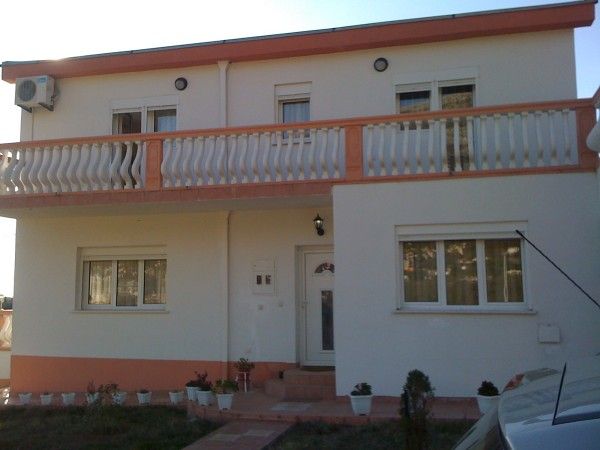 Haus in Sutomore, Montenegro, 230 m² - Foto 1