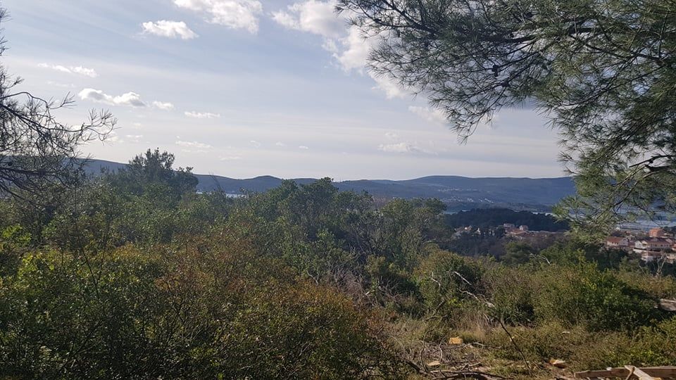 Land in Tivat, Montenegro, 1 557 m² - picture 3