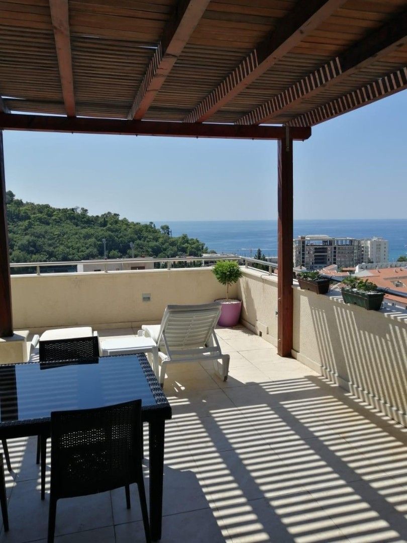 Appartamento a Petrovac, Montenegro, 200 m² - foto 18
