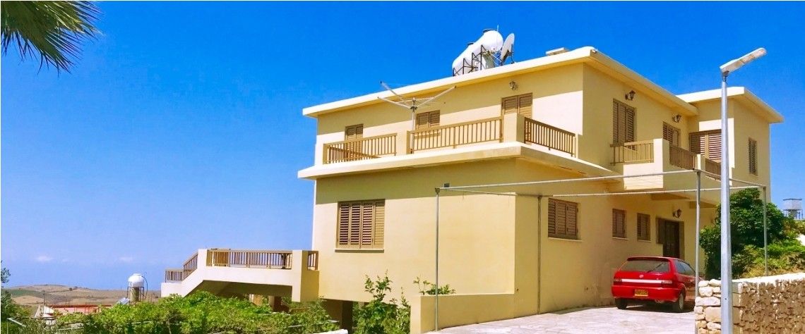 Villa en Pafos, Chipre, 600 m² - imagen 1