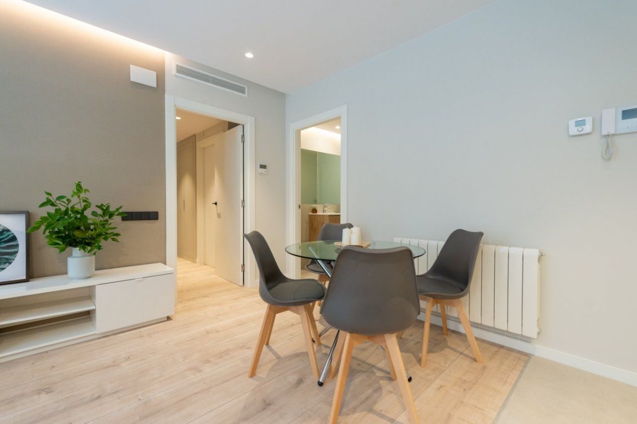 Appartamento a Barcellona, Spagna, 95 m² - foto 4