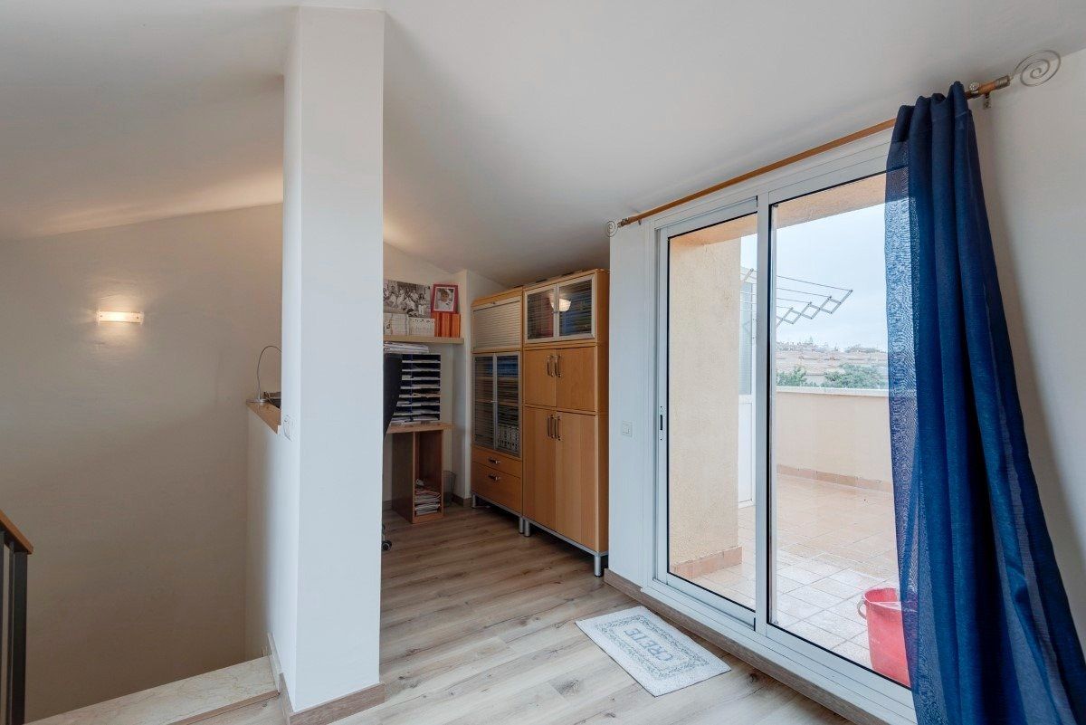 Chalet à la Costa del Garraf, Espagne, 170 m² - image 4