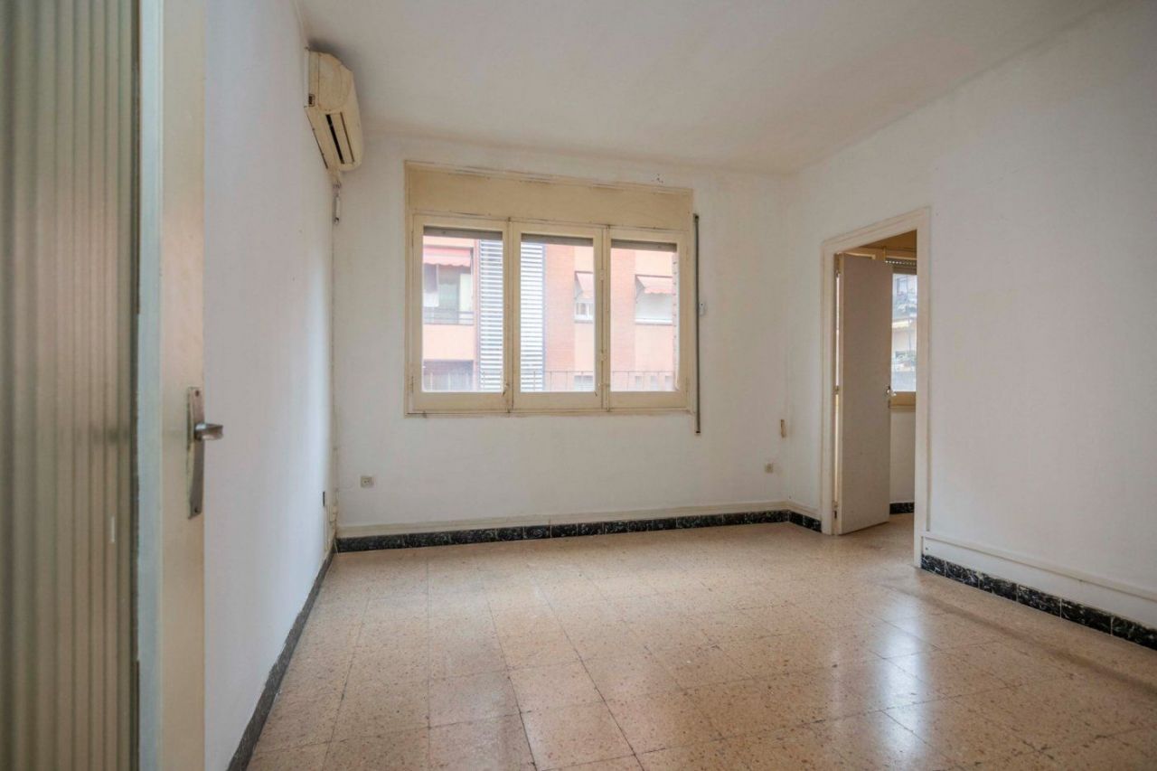 Wohnung in Barcelona, Spanien, 87 m² - Foto 2