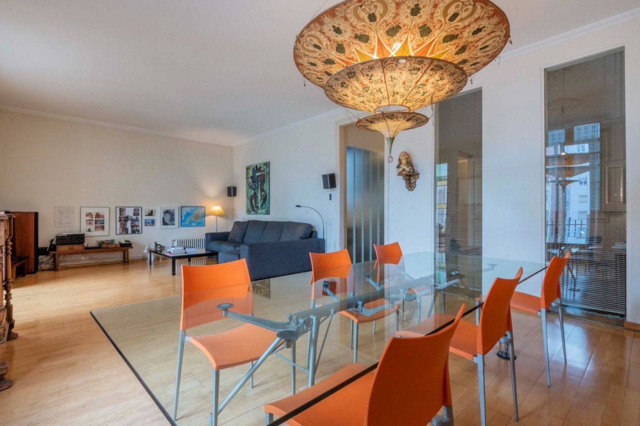 Piso en Barcelona, España, 209 m² - imagen 6