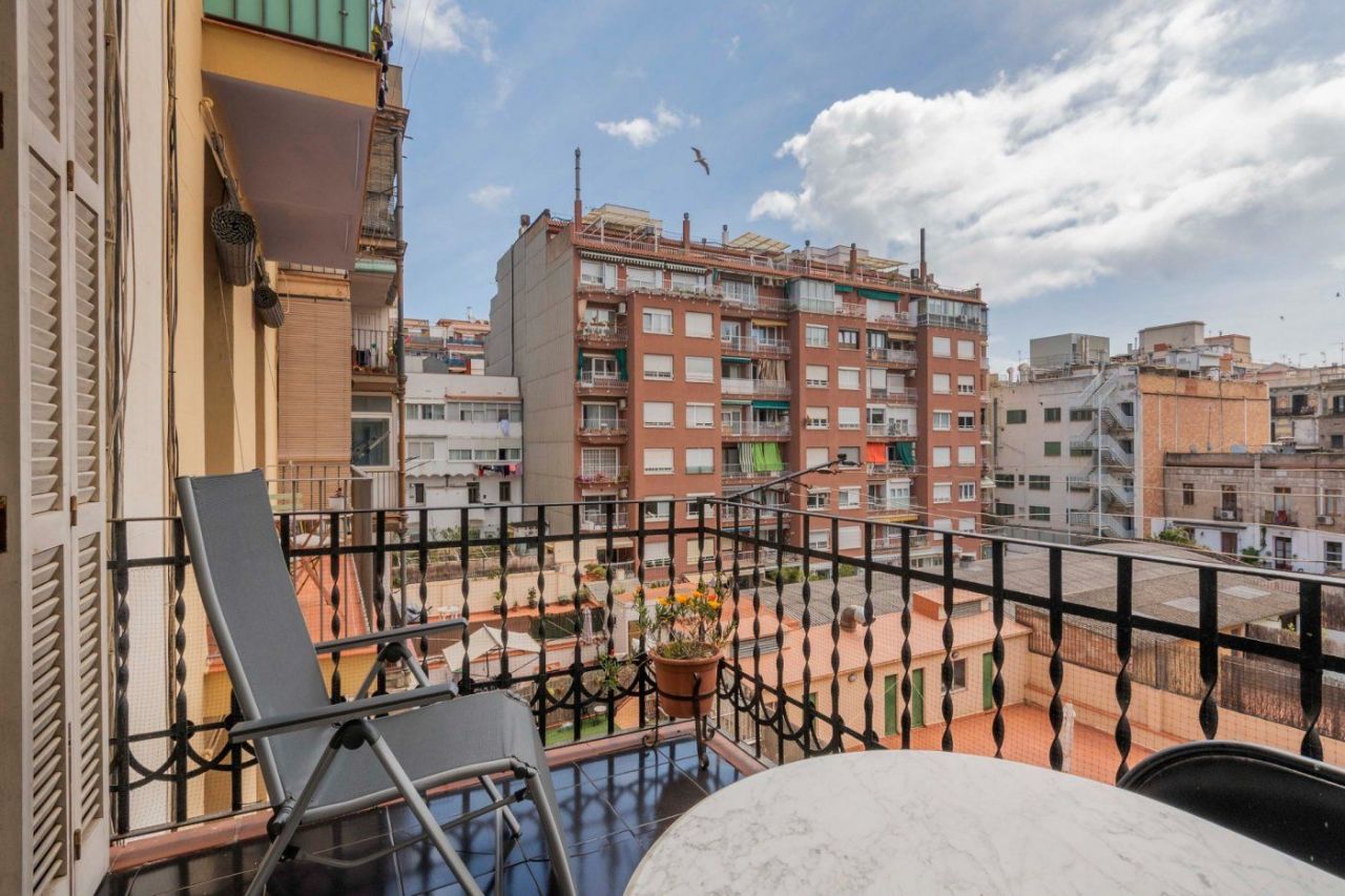 Piso en Barcelona, España, 209 m² - imagen 9