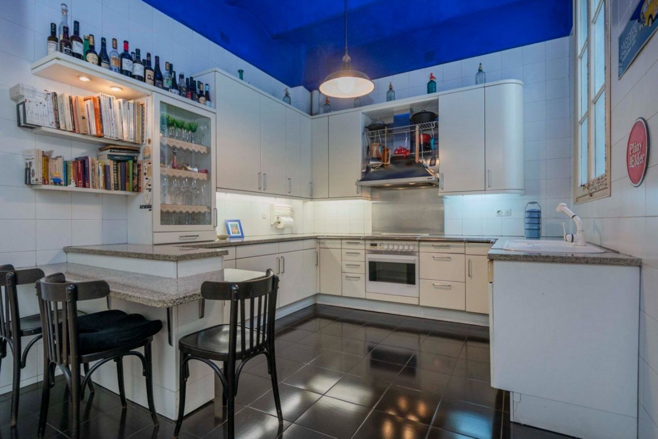 Piso en Barcelona, España, 209 m² - imagen 11