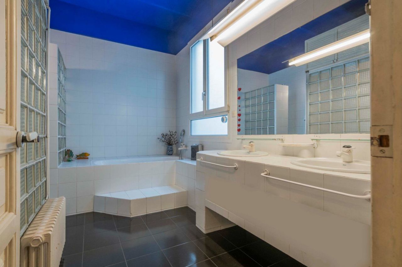 Piso en Barcelona, España, 209 m² - imagen 17