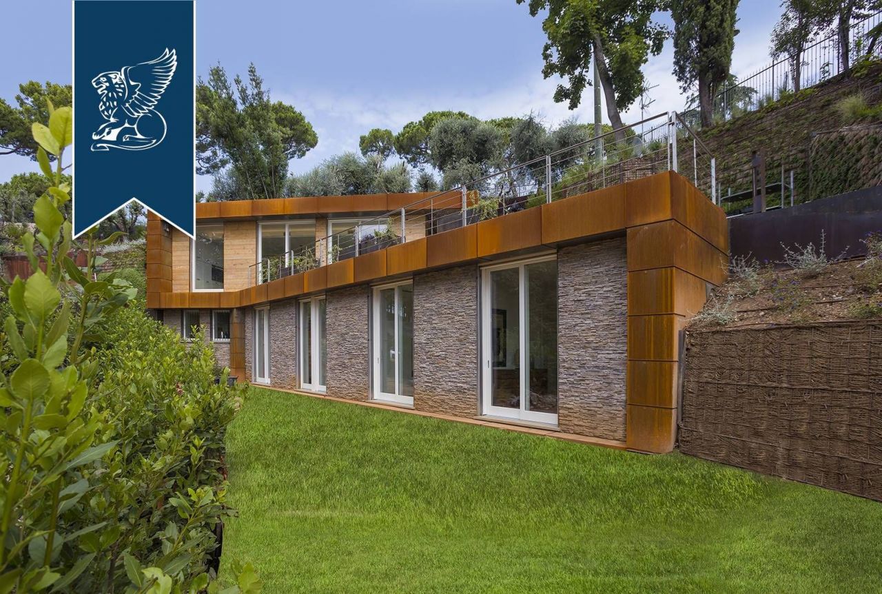 Villa en Padenghe sul Garda, Italia, 400 m² - imagen 1