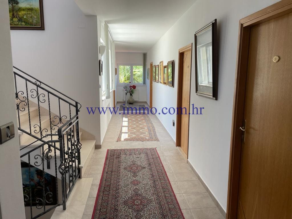 Haus in Brač, Kroatien, 600 m² - Foto 11