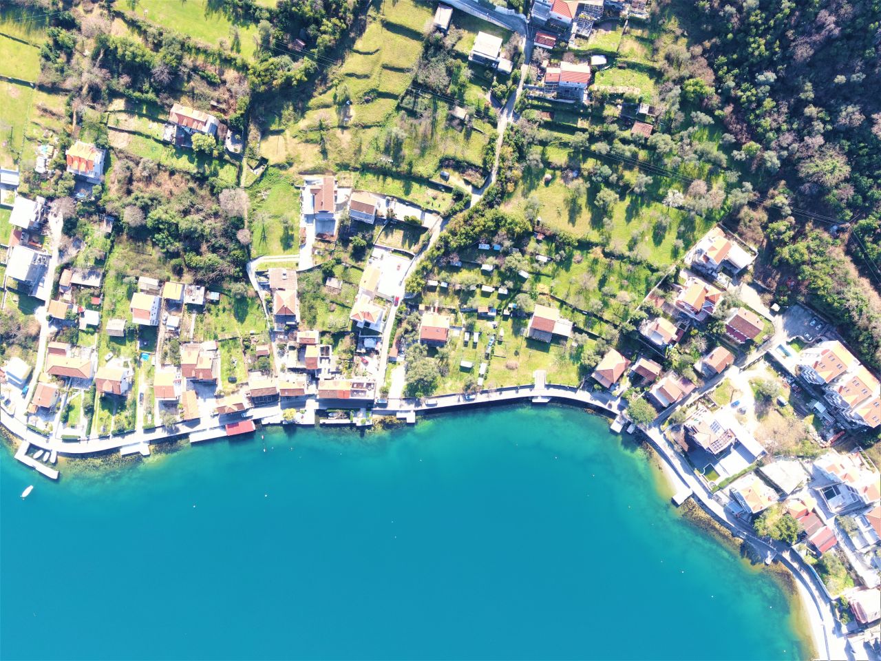 Terrain à Stoliv, Monténégro, 1 805 m² - image 6