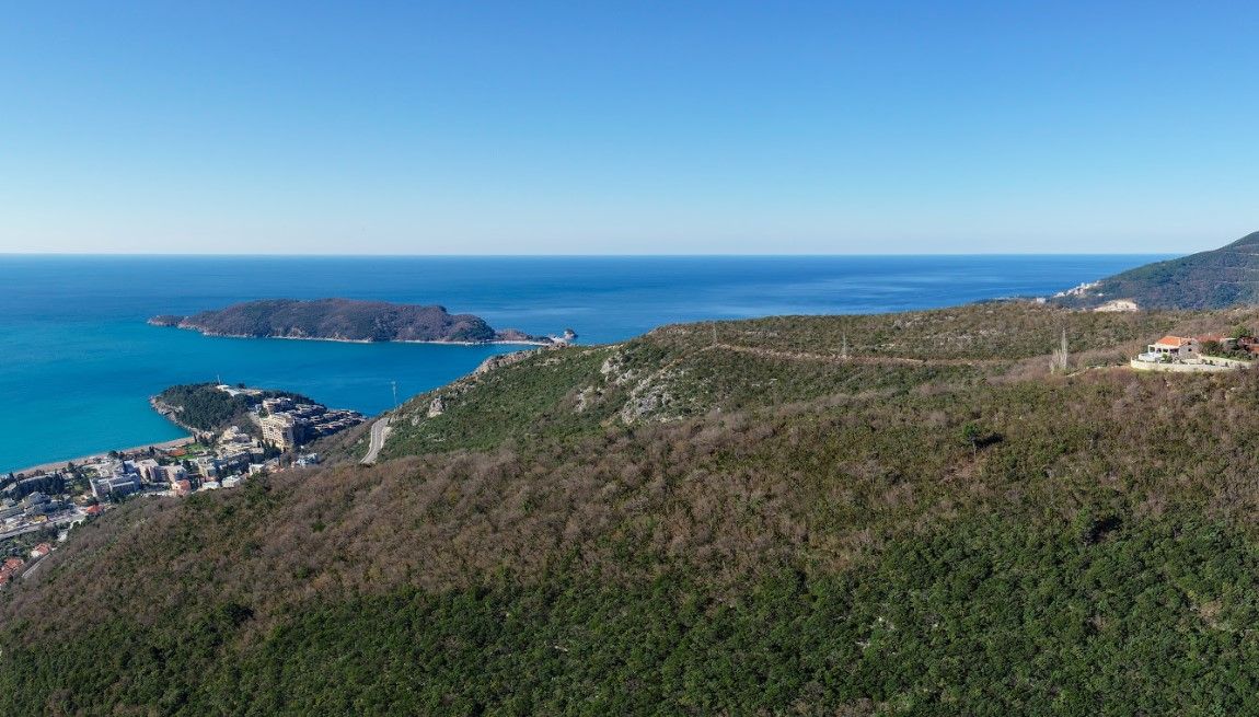 Land in Becici, Montenegro, 1 700 m² - picture 3