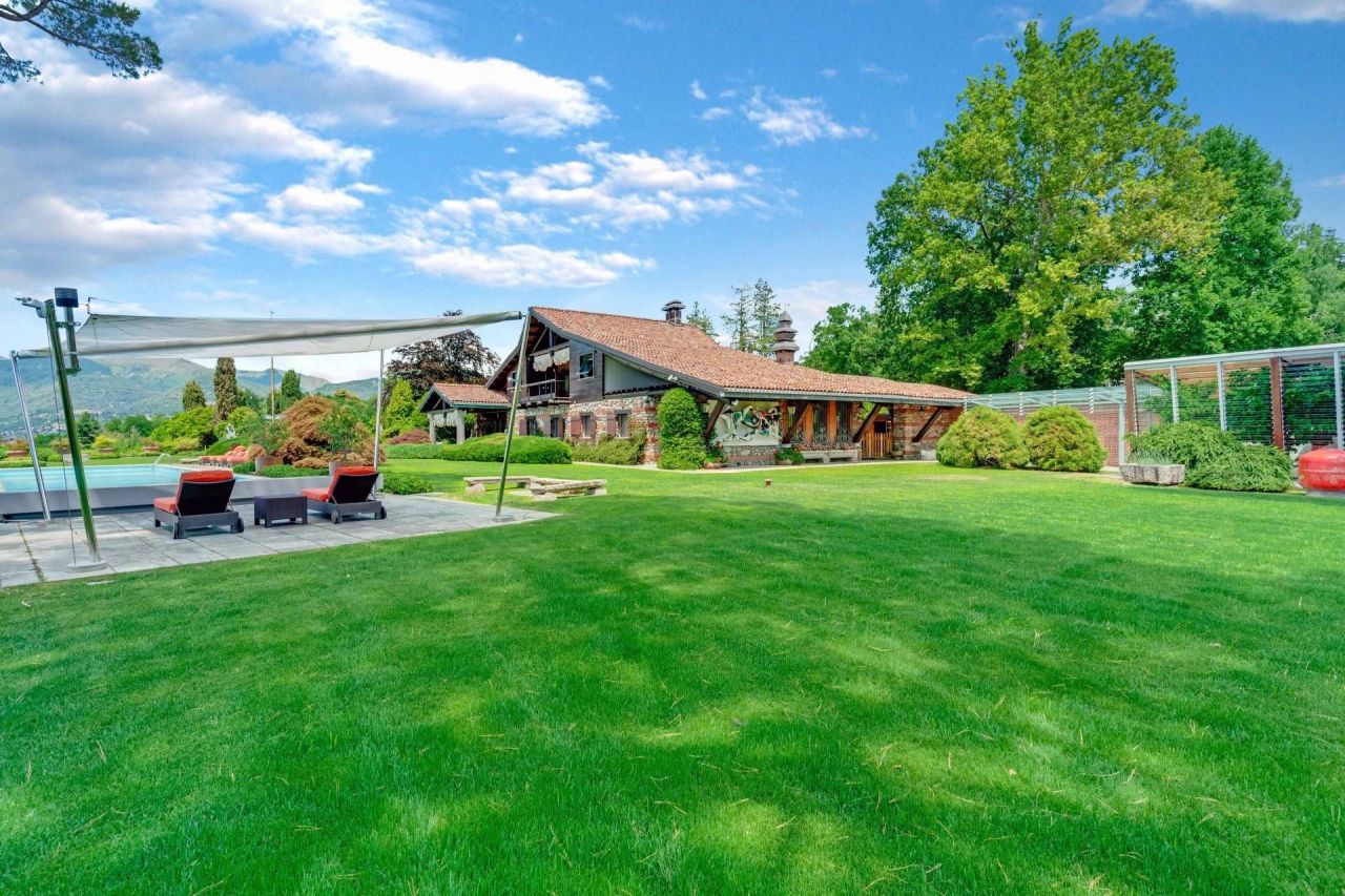 Villa à Laveno-Mombello, Italie, 519 m² - image 8